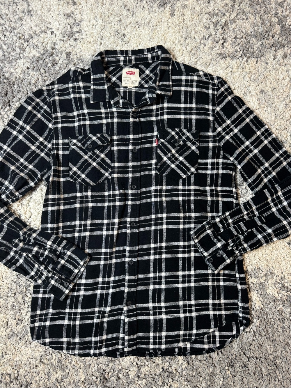 Levi's, Men’s Black & White Plaid Flannel Long Sleeve Button-Up Shirt, Large